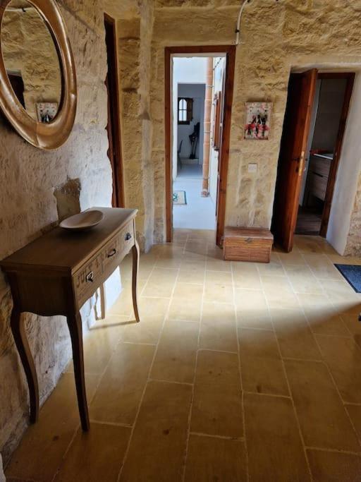 Cozy 1 Bedroom House In Iz-Żejtun Eksteriør billede