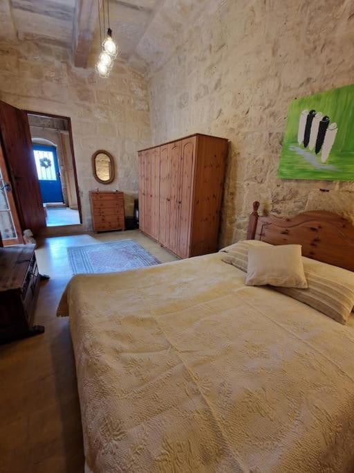 Cozy 1 Bedroom House In Iz-Żejtun Eksteriør billede