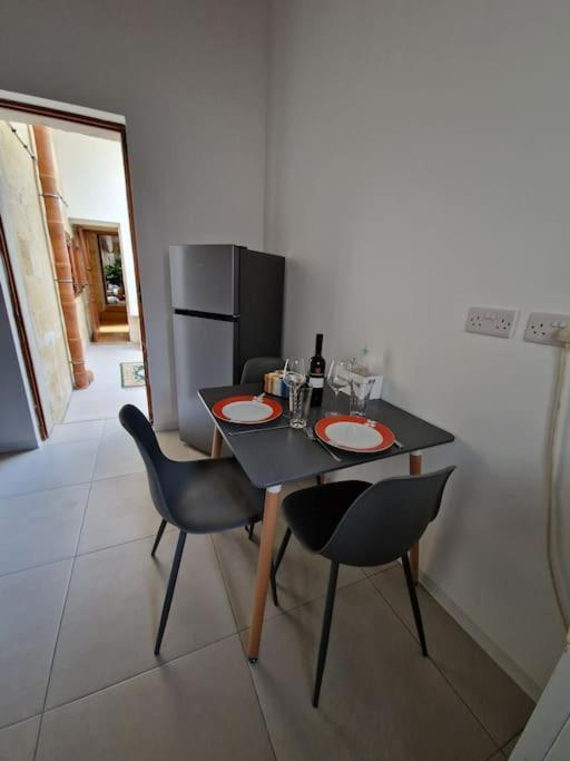 Cozy 1 Bedroom House In Iz-Żejtun Eksteriør billede