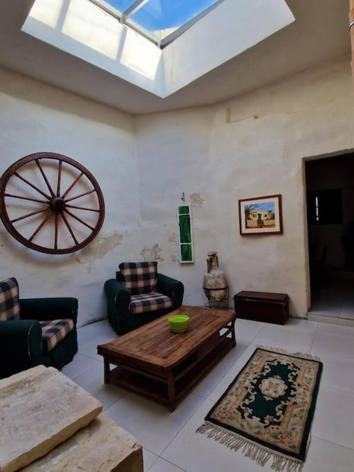 Cozy 1 Bedroom House In Iz-Żejtun Eksteriør billede