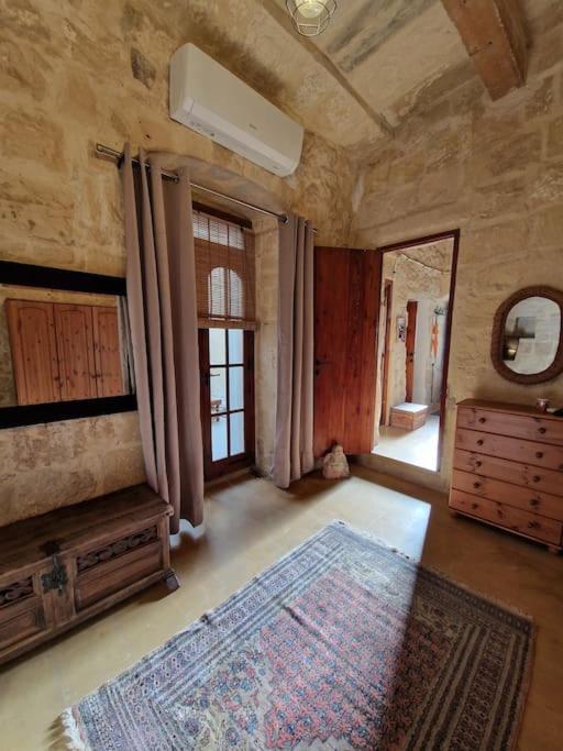 Cozy 1 Bedroom House In Iz-Żejtun Eksteriør billede
